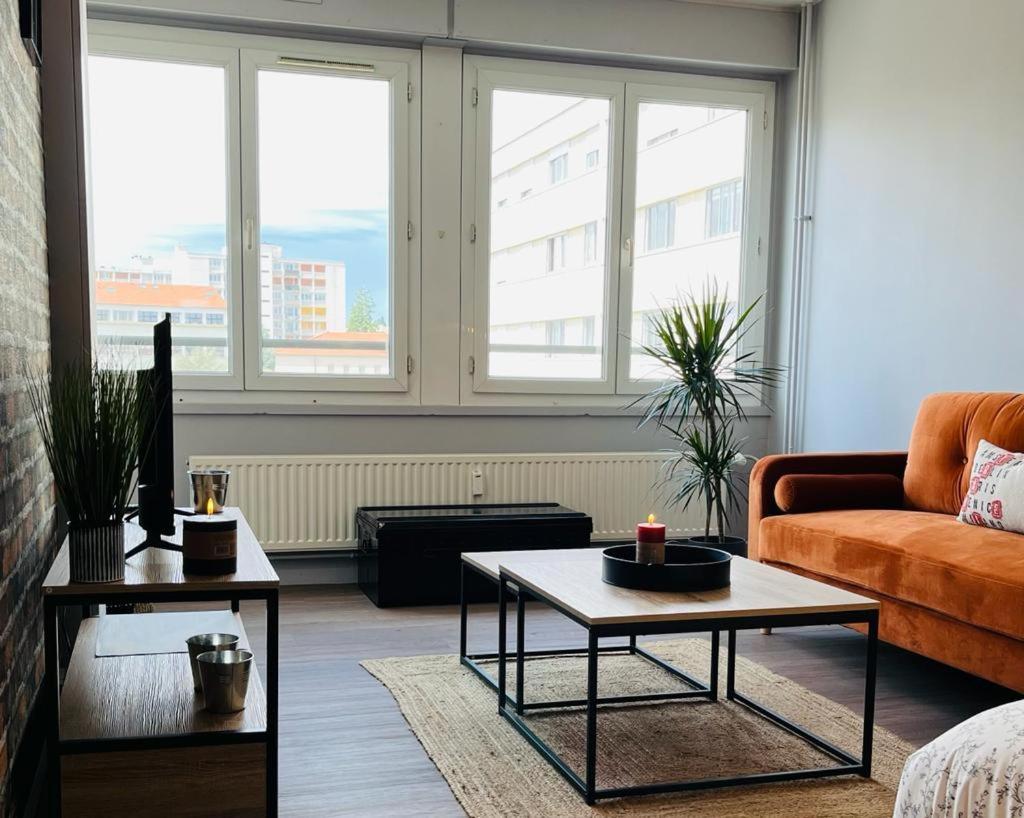 Espace 500 - Cosy, Wifi & Vue Sur La Ville Сент-Этьен Экстерьер фото