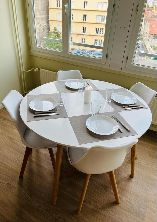 Espace 500 - Cosy, Wifi & Vue Sur La Ville Сент-Этьен Экстерьер фото